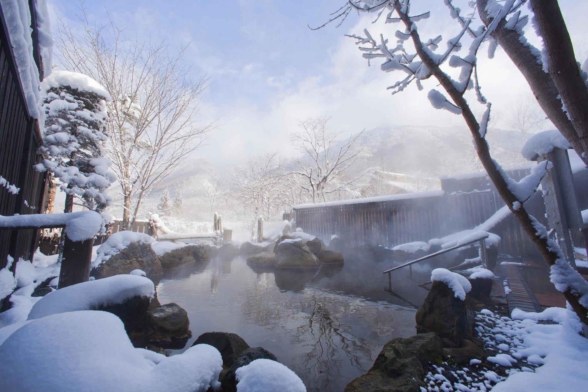 Miyama Ouan Kyoritsu Resort Takajama Kültér fotó Oshino Hot Springs