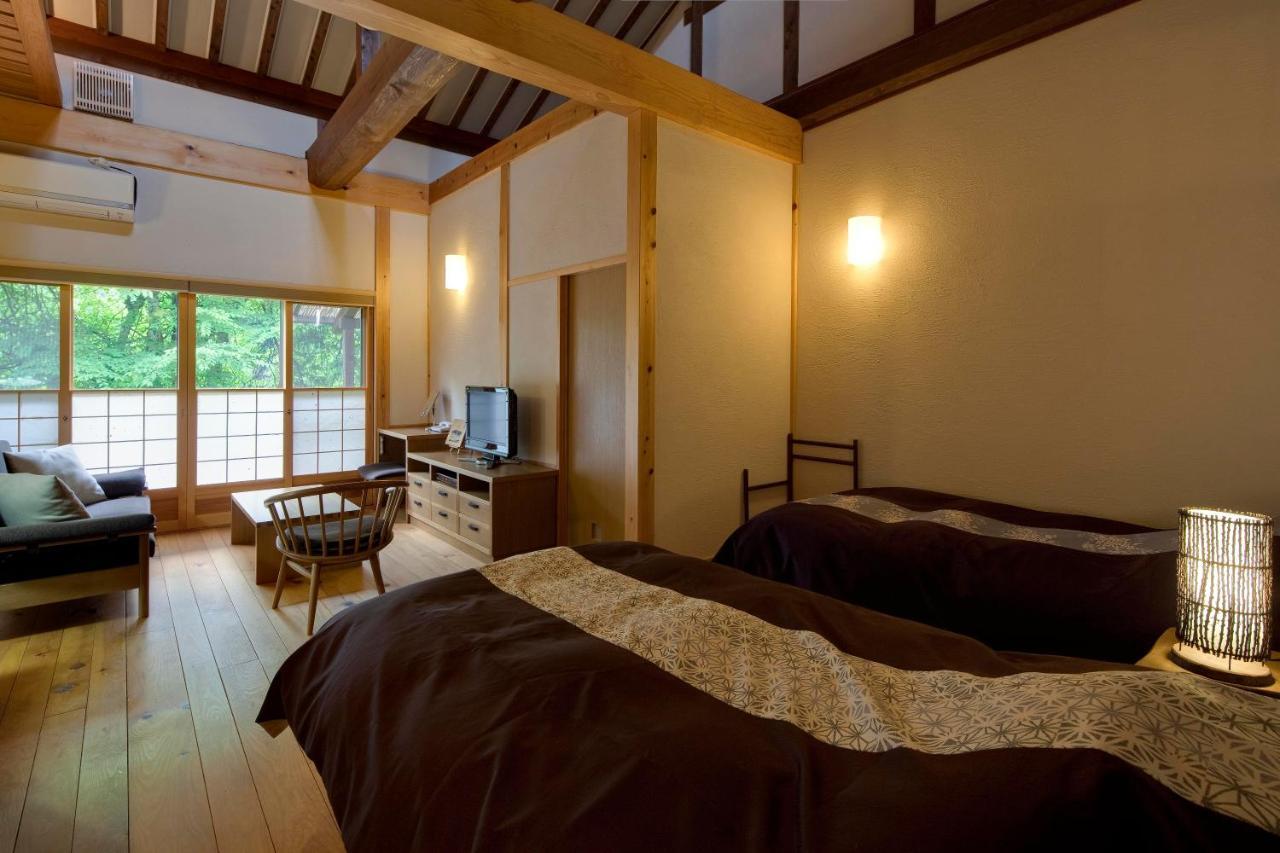 Miyama Ouan Kyoritsu Resort Takajama Kültér fotó A room at the Hoshino Resorts Karuizawa Hida